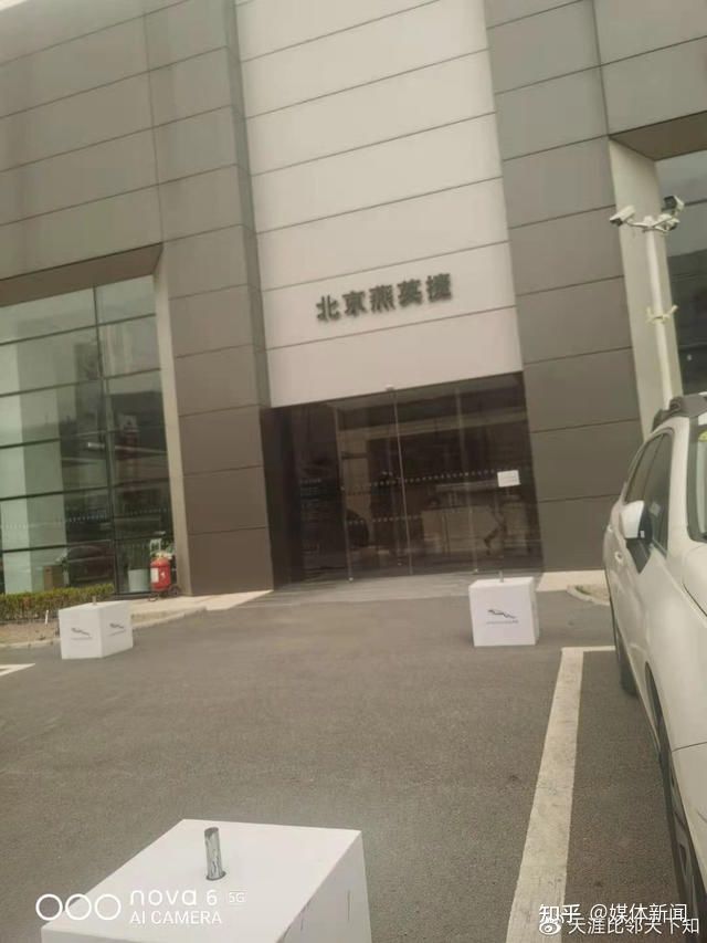 天鹅湖最新事件揭秘，巷弄深处的惊喜小店