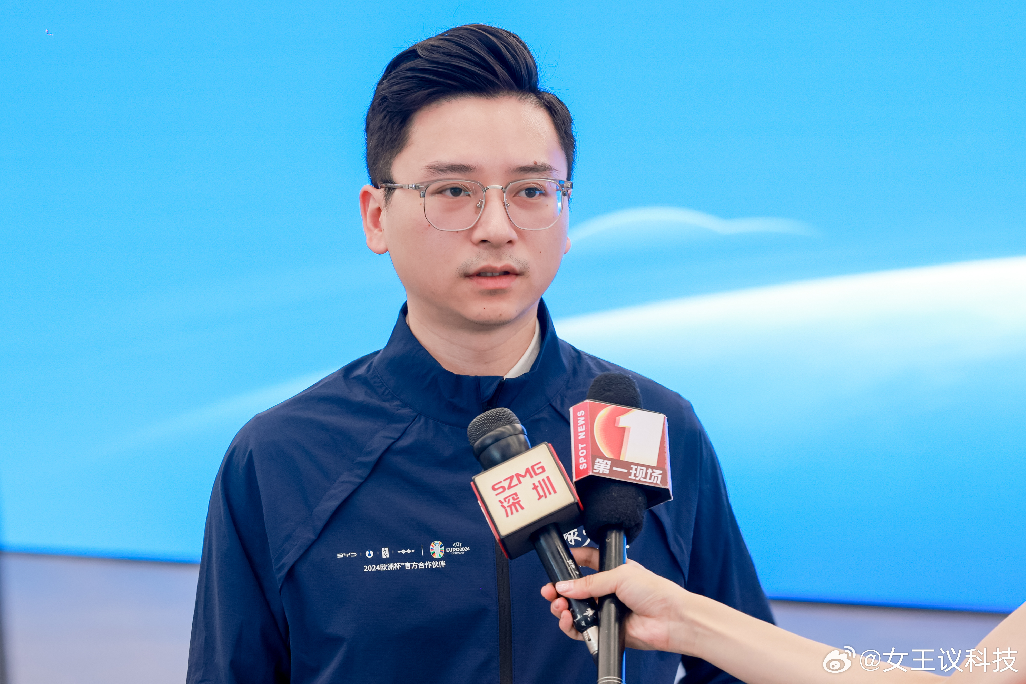 邓晞，科技新星重塑生活体验的最新动态