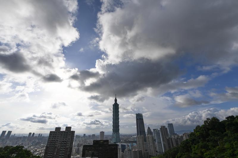 美国的最新民调显示,美国的最新民调显示，自然之旅，心灵的宁静港湾
