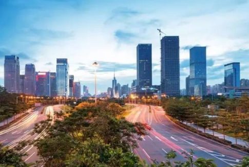 新房房价最新动态与探索自然美景的旅行