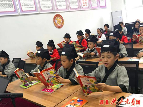 最新完结古言，书香中的自信与成长之力之旅