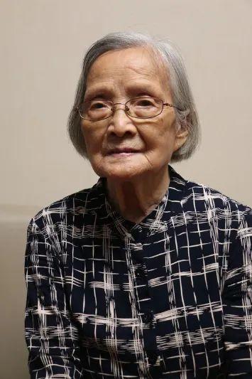 百岁照最新详细拍摄步骤指南，打造专属百岁纪念照